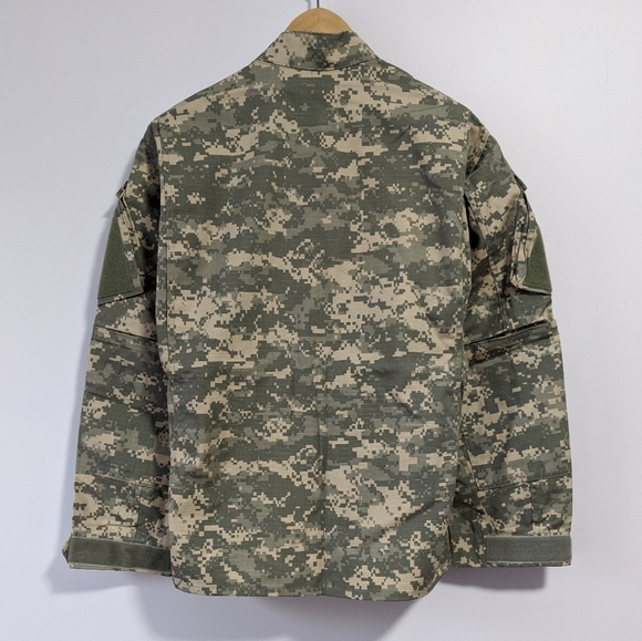 U.S. ARMY Combat Uniform Digital Camo Jacket - Picture 8 of 9